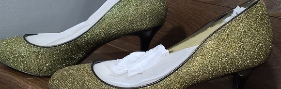 Charles and Keith heels - Picture 1 of 7